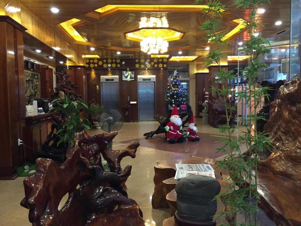Orient Hotel Дананг Екстериор снимка