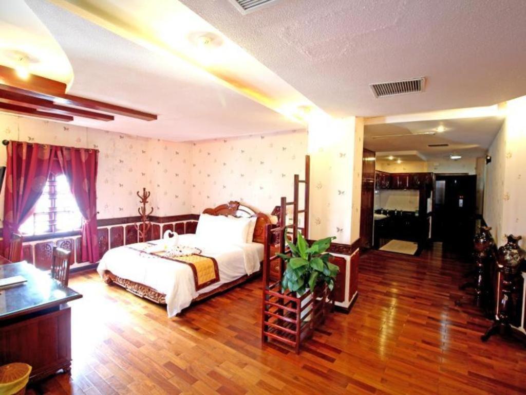 Orient Hotel Дананг Екстериор снимка