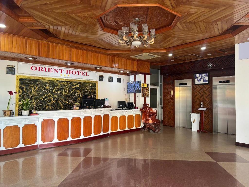 Orient Hotel Дананг Екстериор снимка