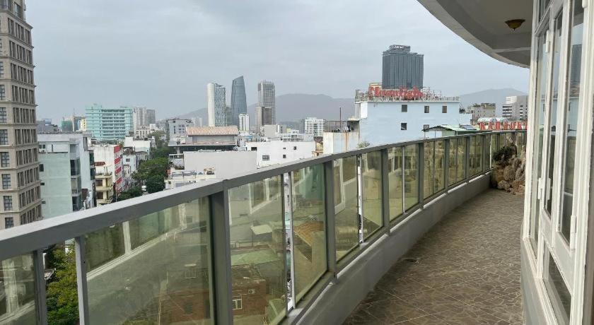 Orient Hotel Дананг Екстериор снимка