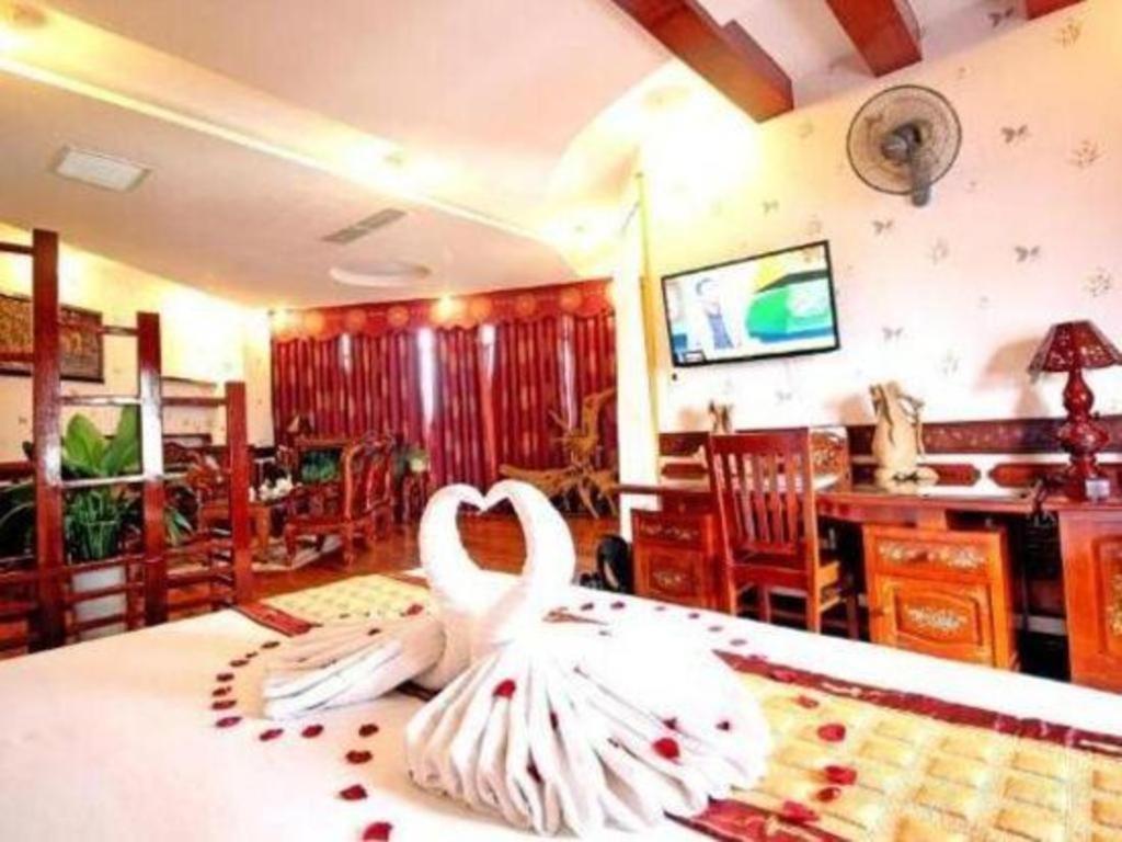 Orient Hotel Дананг Екстериор снимка