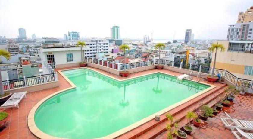Orient Hotel Дананг Екстериор снимка