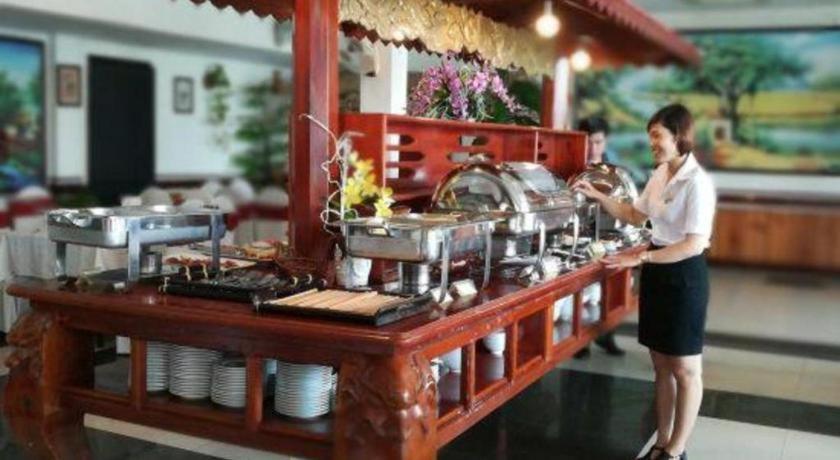 Orient Hotel Дананг Екстериор снимка